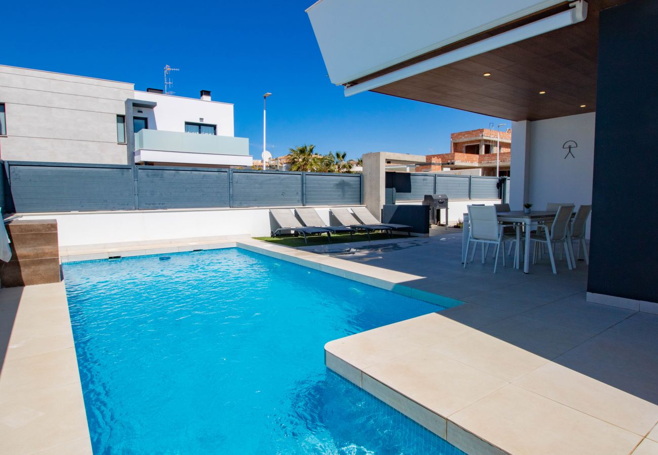 Villa en San Juan de los terreros - SAT.18